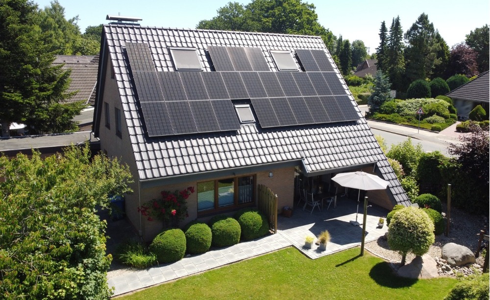 Thumbnail-Direkt einziehen und sich wohl fühlen - VOLL-SANIERTES Einfamilienhaus in Heide zu verkaufen.
