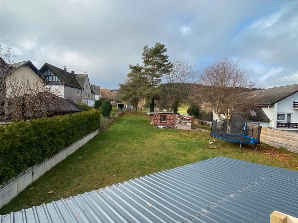 Thumbnail-Kernsaniertes Wohn-Geschäftshaus mit 2000m2 Grundstück