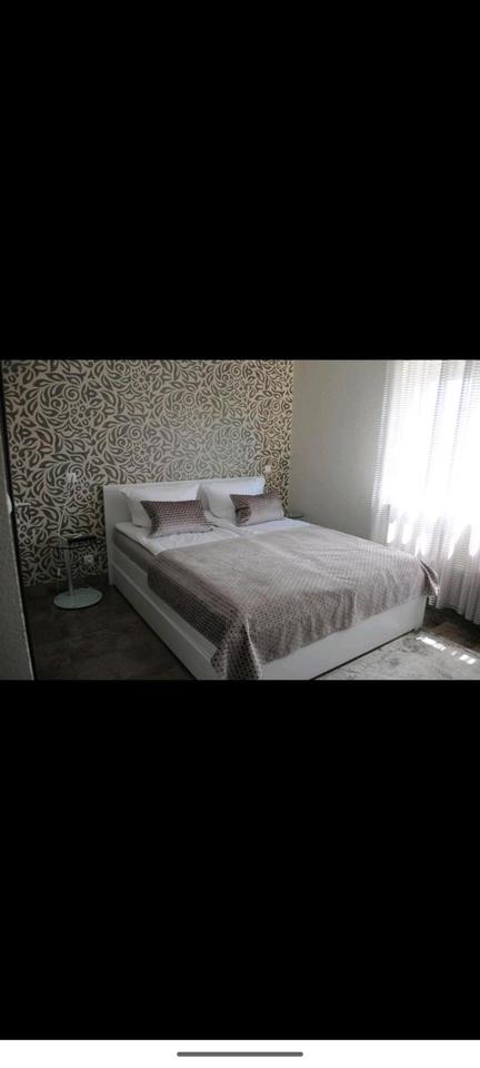 Thumbnail-Kleines Zimmer mit WCDU