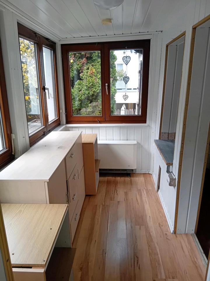 Thumbnail-1-Familienhaus [DHH]mit Garten und kfz-Stellplatz zu verkaufen