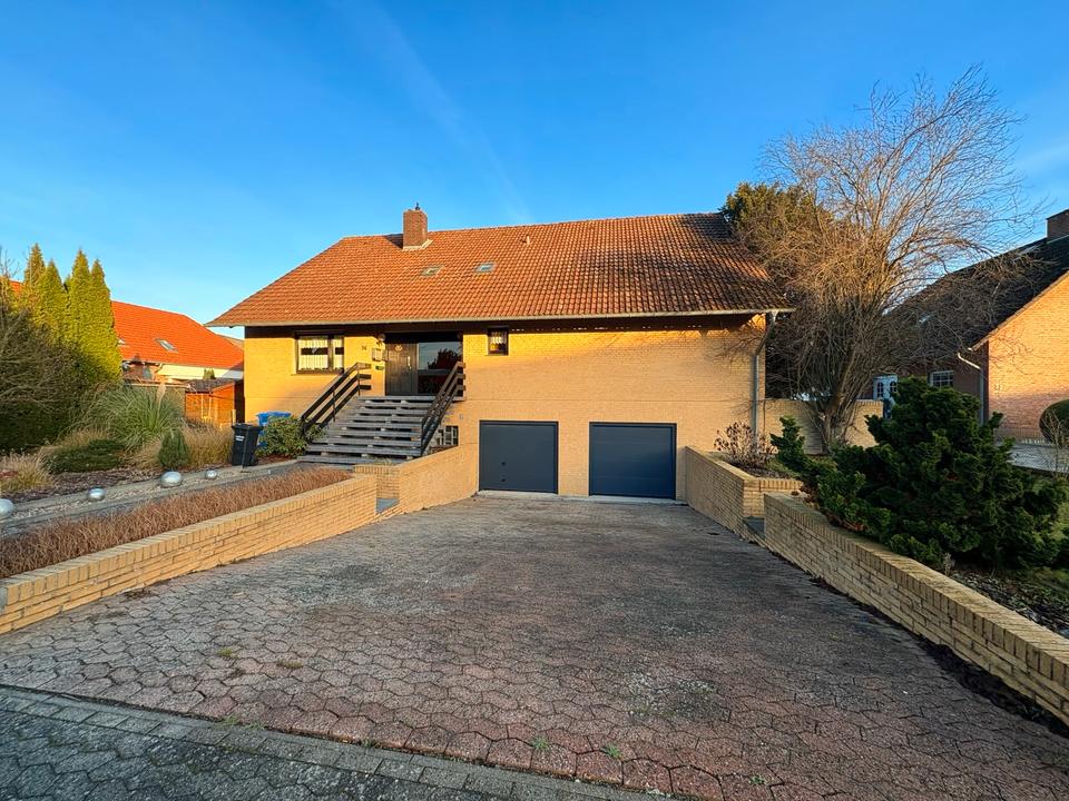 Thumbnail-Einfamilienhaus mit Einliegerpotenzial und großem Grundstück