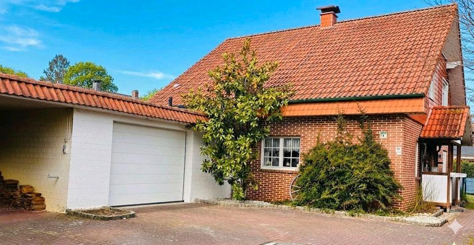 Thumbnail-Einfamilienhaus mit Carport und Garage - Provisionsfrei