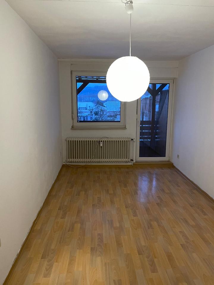 Thumbnail-Dachgeschosswohnung mit überdachten Balkon, drei Zimmer 64 m²