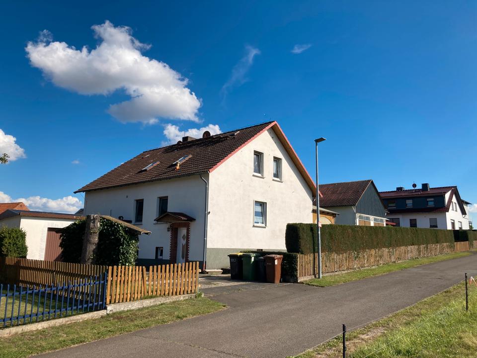 Thumbnail-Einfamilienhaus mit Garten, Werkstatt und Nebengebäuden