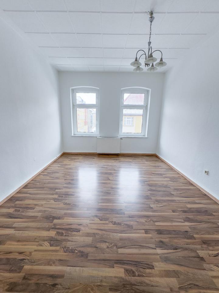 Thumbnail-Frisch sanierte 3RW l 69 m² l EBK l Balkon l Badewanne