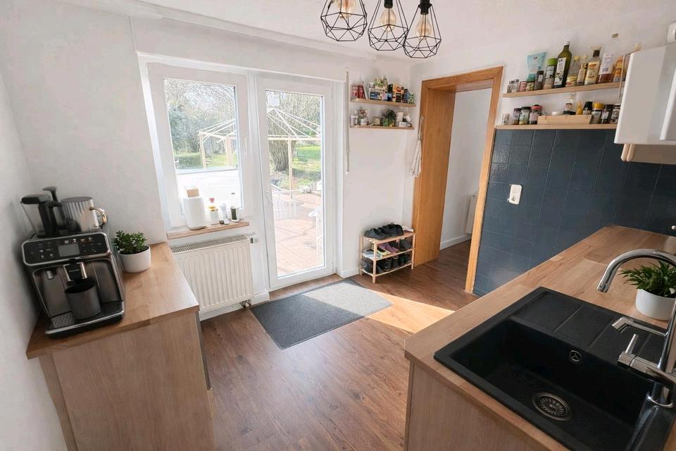 Thumbnail-freistehendes Haus EFH 53925 Kall mit großem Garten zur Miete