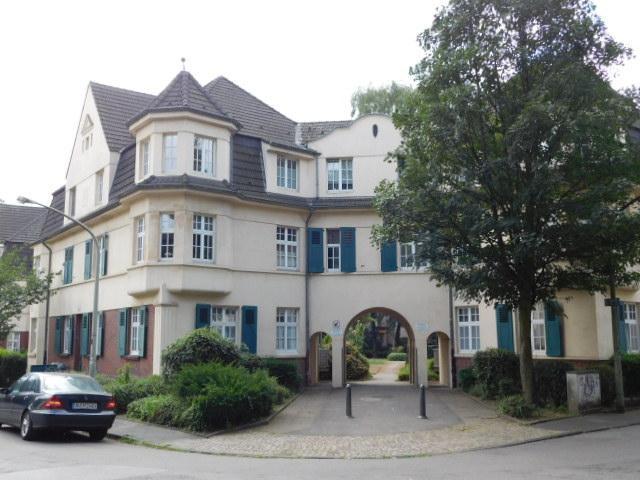 Thumbnail-** 2-Zimmer-Wohnung mit Balkon im Erdgeschoss**