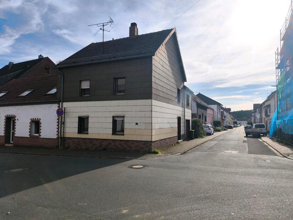 Thumbnail-Haus zu verkaufen in Dillingen-Diefflen