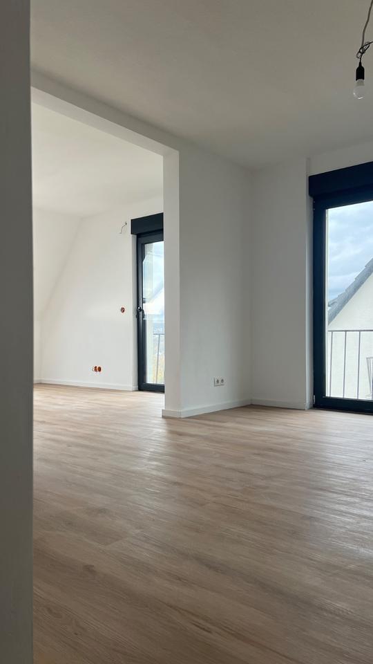 Thumbnail-Helle 3-Zimmer-Wohnung mit Rheinblick in Urbar (Erstbezug)