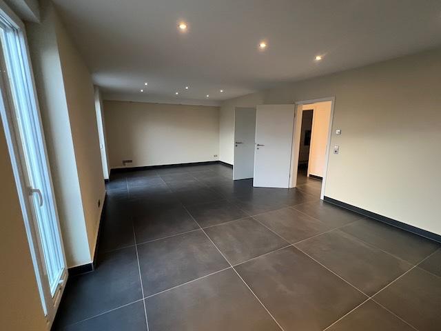 Thumbnail-Moderne Wohnung in gehobener Ausstattung – Einbauküche&Design-Bad