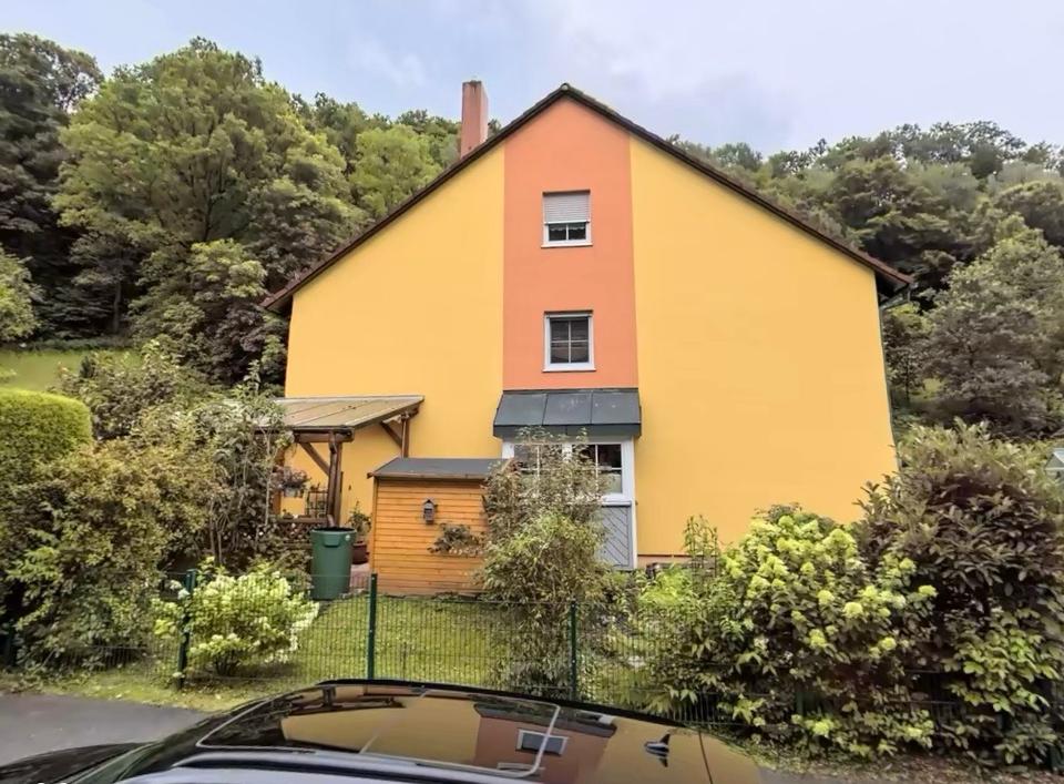 Thumbnail-Gepflegtes Reiheneckh. mit schönen Garten(vorerst Provisionsfrei)