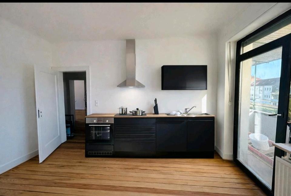 Thumbnail-3 ZKB Altbau Wohnung teilmöbeliert neu renoviert