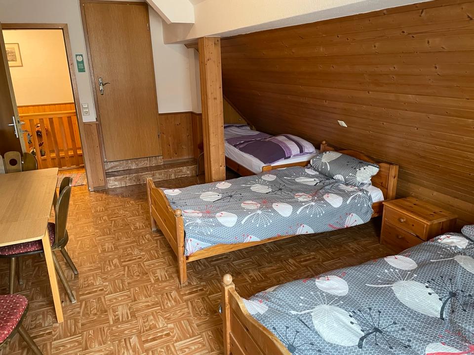 Thumbnail-1 Zimmer mit Bad und Gemeinschaftsküche