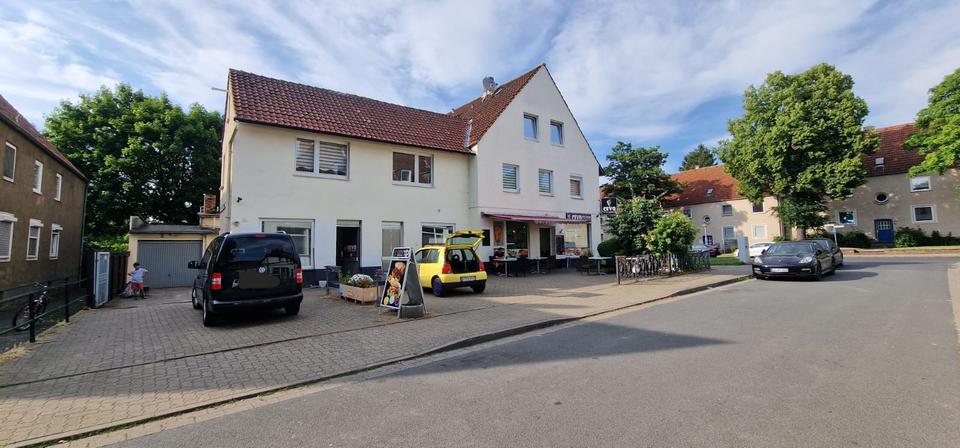 Thumbnail-Mehrfamilienhaus mit Gewerbe in Salzgitter—Thiede