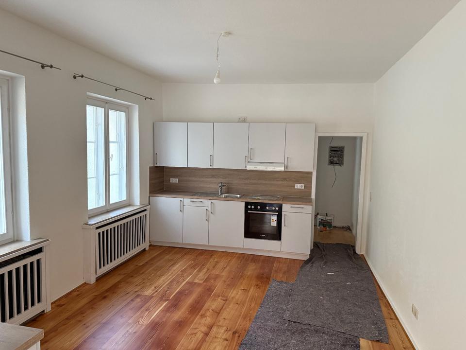 Thumbnail-Flensburg, schicke, renovierte 2 Zimmer Wohnung, 69qm, 2.OG