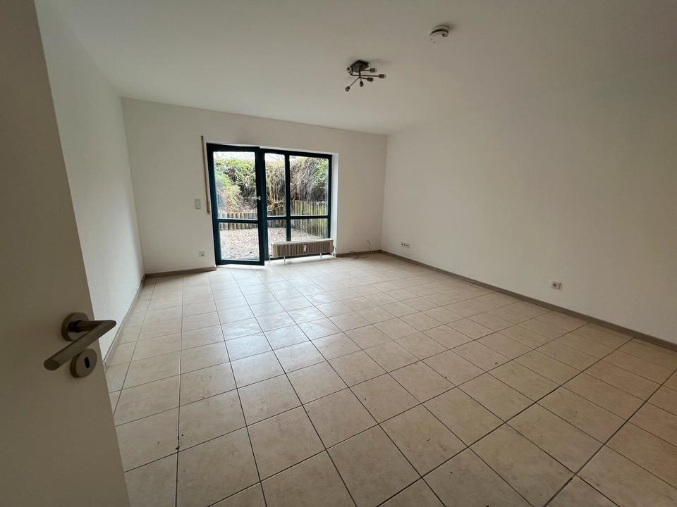 Thumbnail-Helle Einzimmerwohnung eigene Terrasse + Sauna in Waldalgesheim