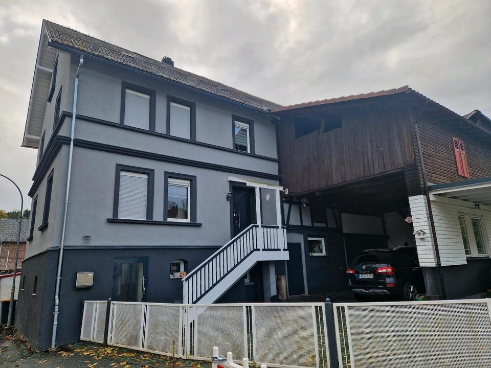 Thumbnail-Bauernhaus mit ScheuneWerkstatt