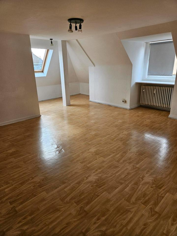 Thumbnail-2 Zimmer Wohnung mit Küche & Bad zu vermieten 600€ pro Zimmer