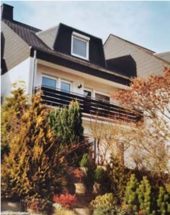 Thumbnail-Reihenhaus in Usingen-Eschbach von privat