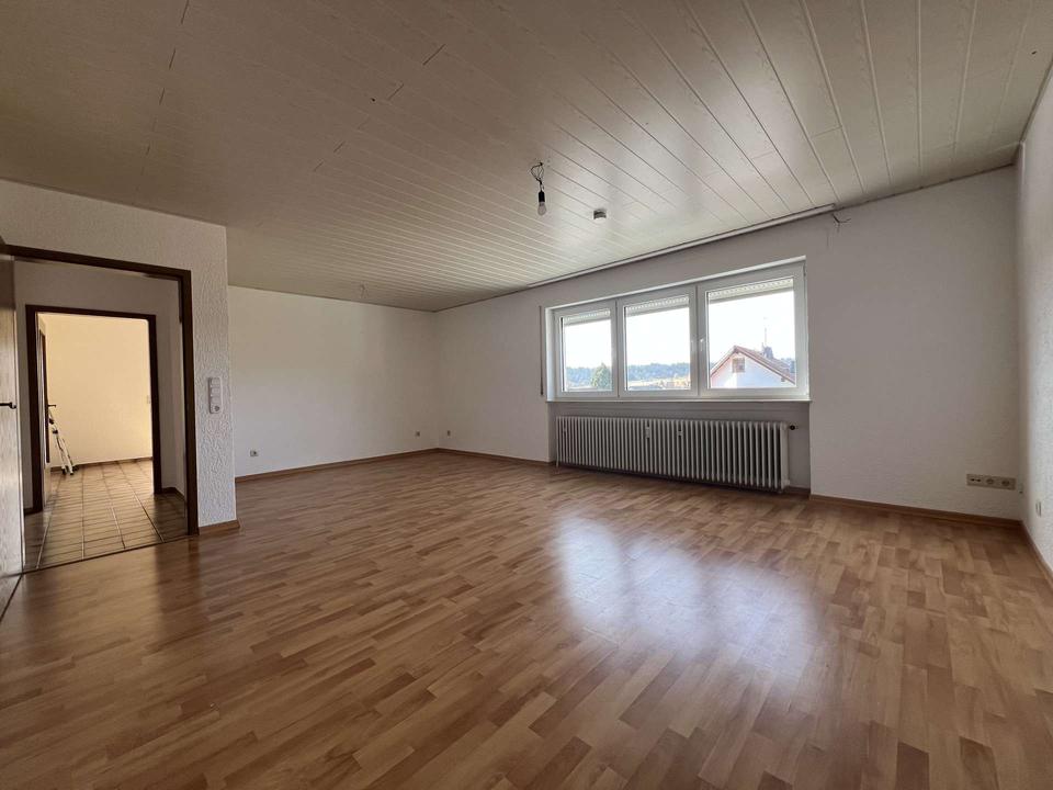 Thumbnail-Großzügige Familienwohnung mit viel Platz, großem Balkon und herrlicher Aussicht