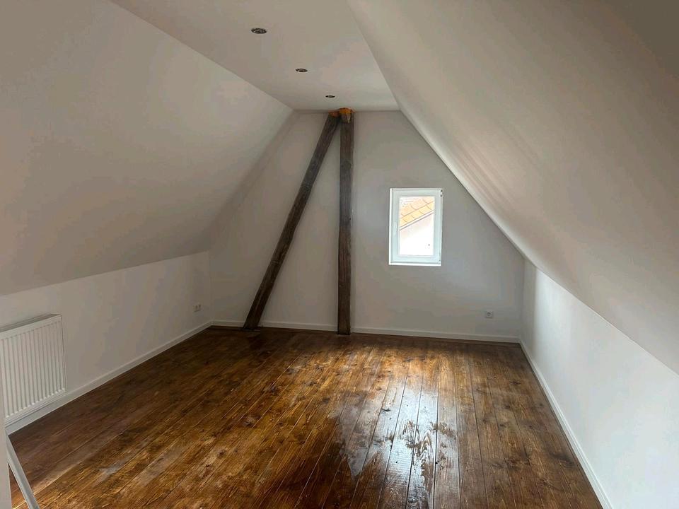 Thumbnail-4-Zimmer Maisonette Wohnung 2 Badezimmer Pkw Stellplatz