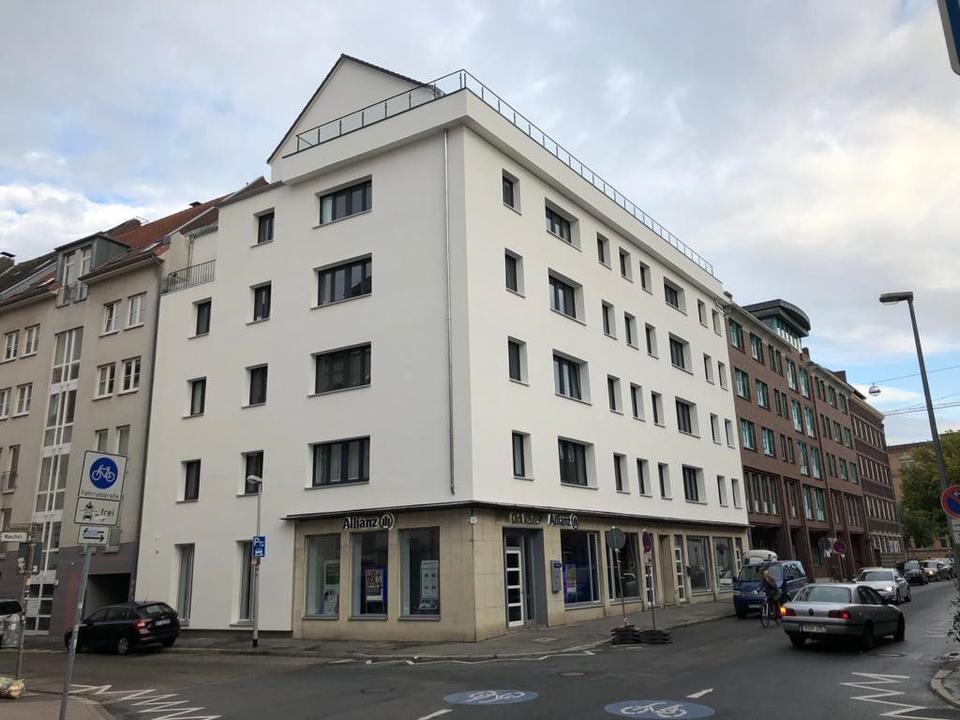 Thumbnail-Helle 4-Zimmer-Wohnung mit Balkon an der Maschstraße in Hannover