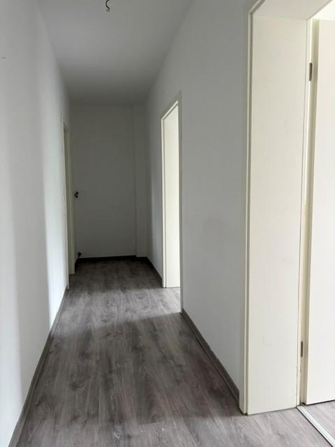 Thumbnail-Gemütliche 3-Zimmer-Wohnung mit Balkon in Neheim!