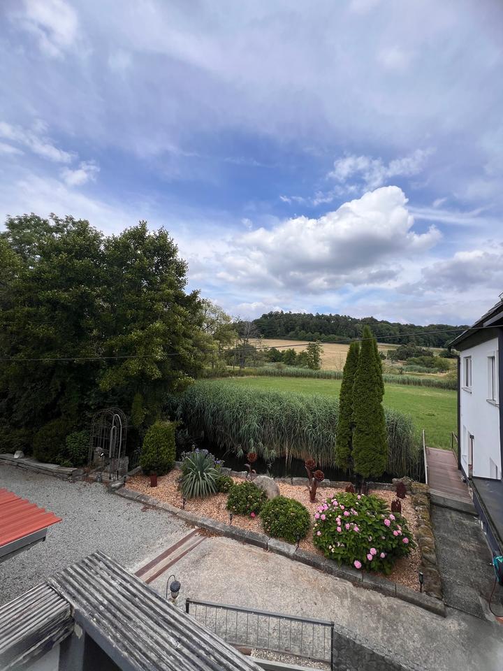 Thumbnail-Wohnen im Grünen: Gepflegte 2-Zimmer-Wohnung in Feuchtwangen