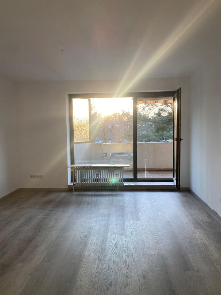 Thumbnail-3-Zimmer-Wohnung mit Balkon, Tiefgaragenstellplatz in Bielefeld