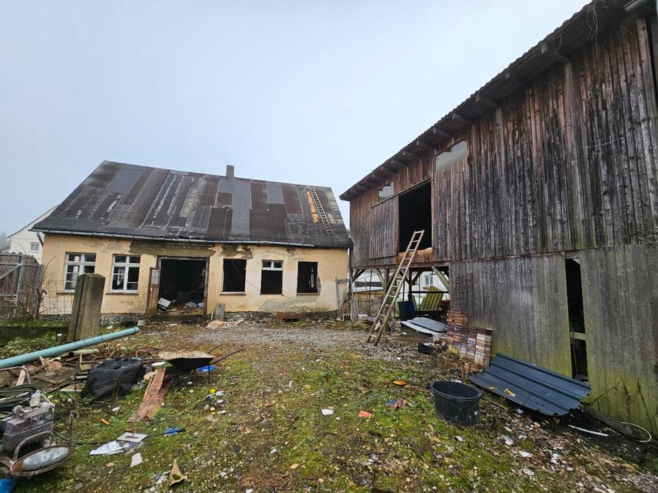 Thumbnail-Denkmalgeschütztes Mehrfamilienhaus in Bad Endbach