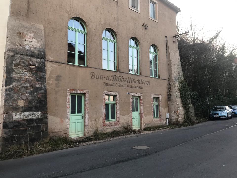 Thumbnail-Mehrfamilienhaus mit TanzsaalLoft sanierungsbedürftig