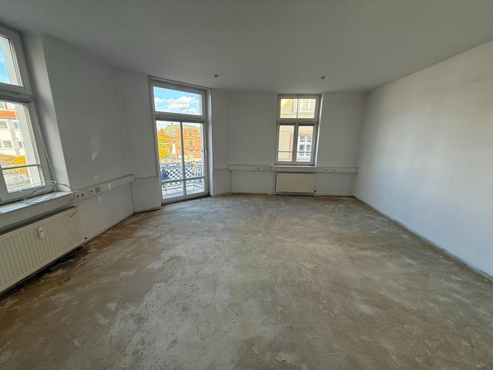 Thumbnail-Büroeinheit im Zentrum von Weisswasser mit Balkon