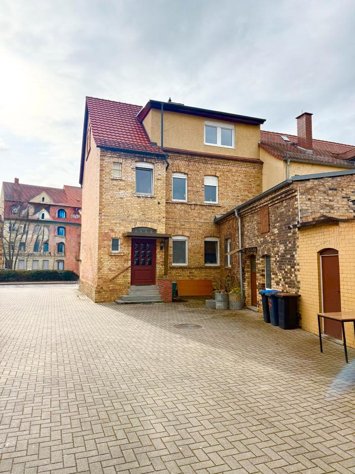 Thumbnail-4,5-Zi. Maisonette mit Garten & Carport – 106 m² – zentral Bitterfeld