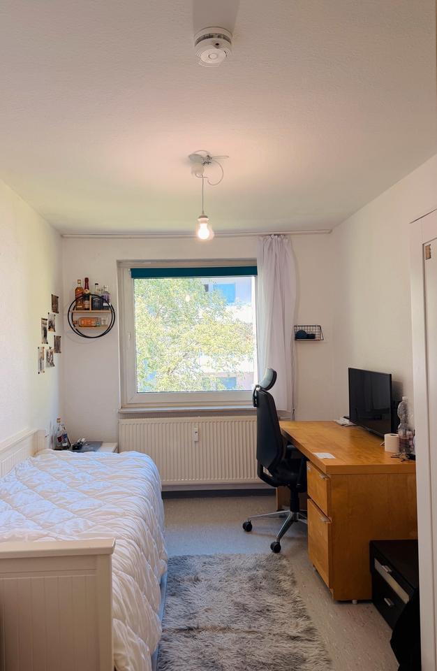 Thumbnail-Ein gemütliches Zimmer in einer vierier-Wg