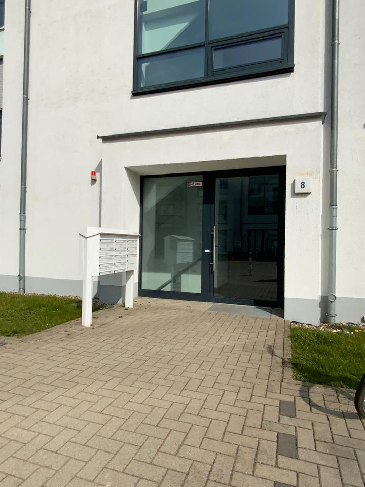 Thumbnail-47215144 Modernes L 10 1-Zi.-Apartment im Herzen von Meerbusch-Osterath!
