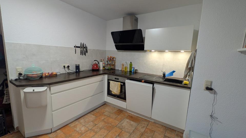 Thumbnail-Charmante Erdgeschosswohnung mit großem Wohnzimmer & Balkon