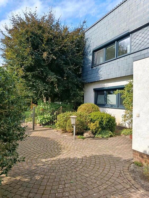 Thumbnail-Modernes, hochwertiges Einfamilienhaus in der BGS Siedlung