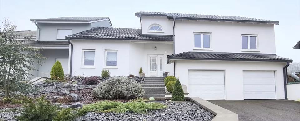 Thumbnail-EFH in FR ca. 160m² nur 4km bis DE, FBH, riesige Garage + Keller