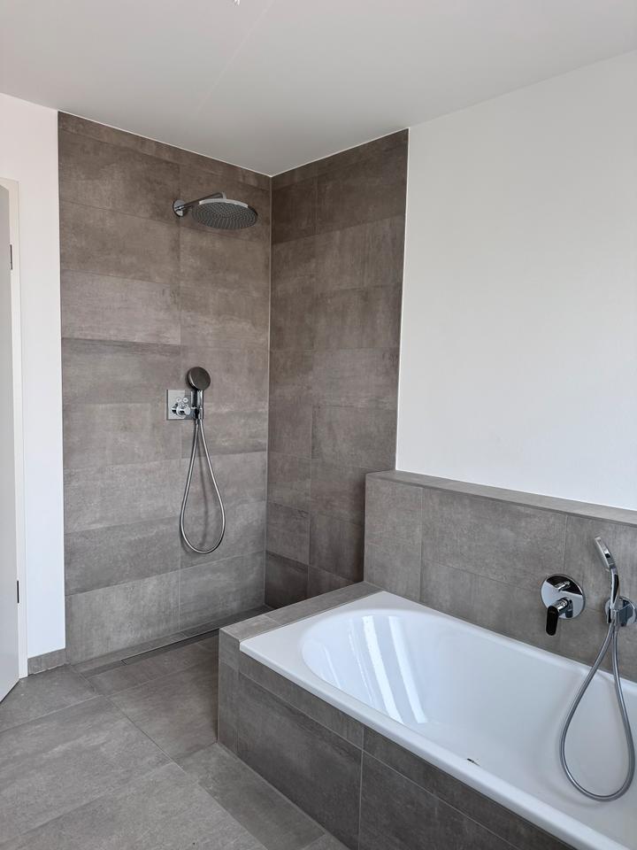 Thumbnail-Wohnen wie im eigenen Haus – Neubau mit Garten