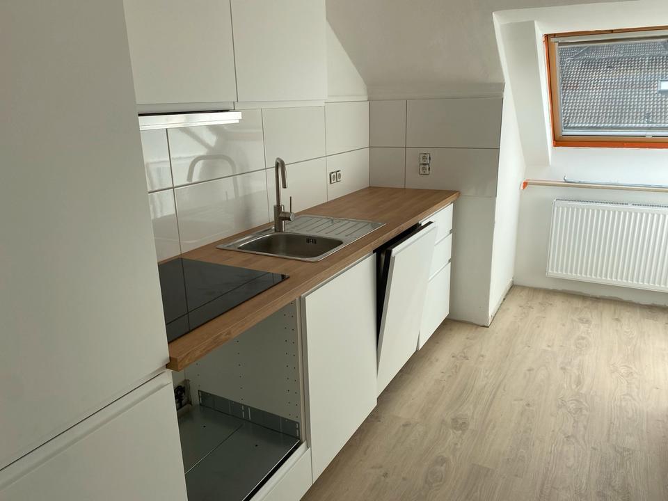 Thumbnail-Sanierte DG Wohnung Nähe Innenstadt