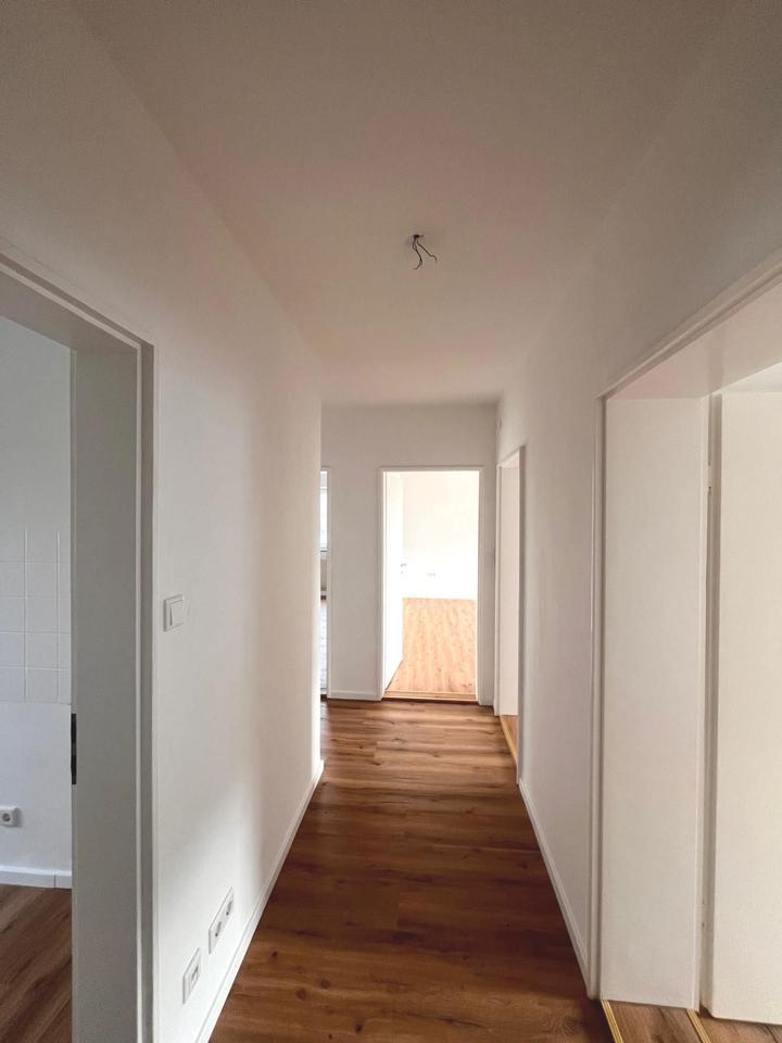 Thumbnail-Moderne 2,5-Zimmer-Wohnung mit Balkon in Amberg