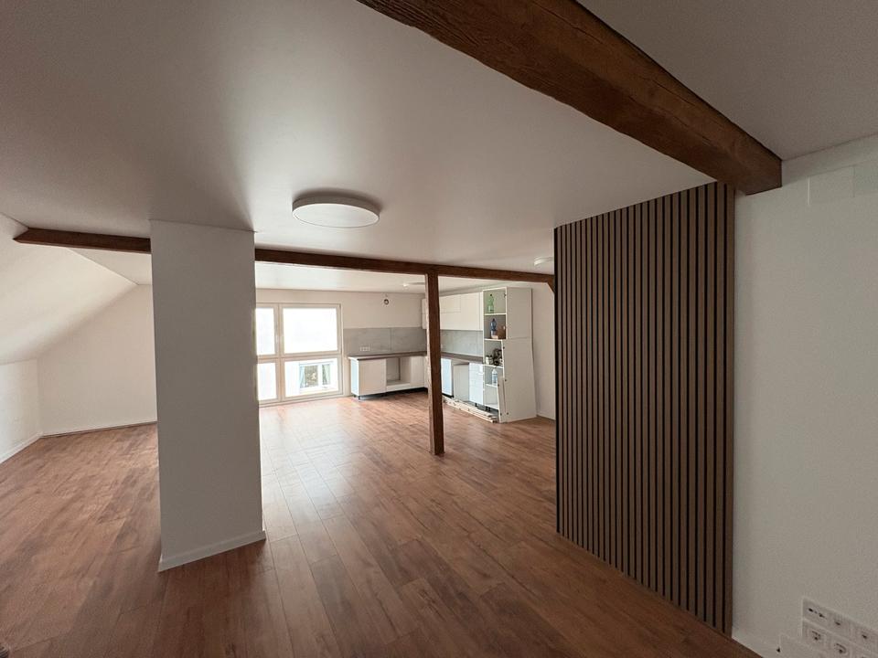Thumbnail-Moderne 4-Zimmer Neubau-Dachgeschosswohnung mit großem Dachboden