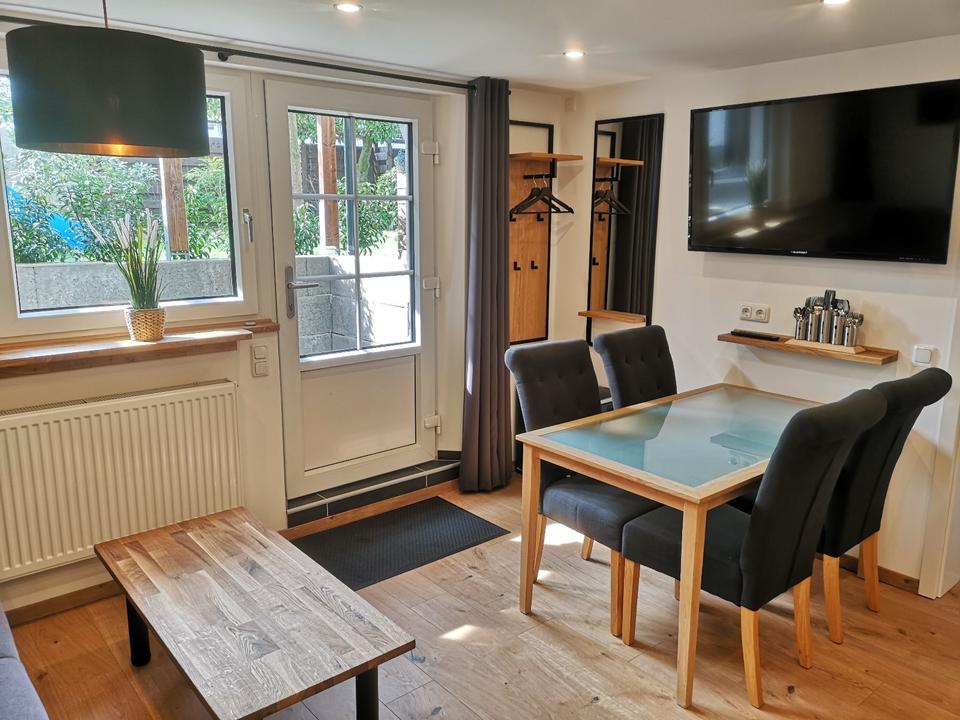 Thumbnail-Möblierte 2-Zimmer Souterrain Wohnung in Bensberg - All inclusive