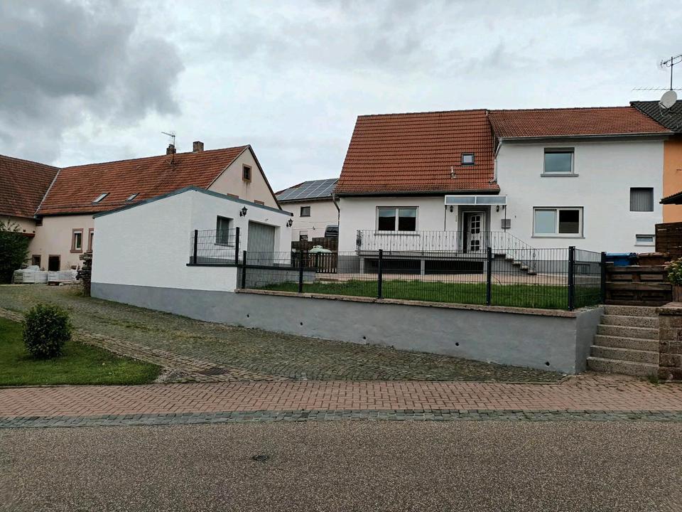 Thumbnail-Gepflegtes Haus in NiedermohrReuschbach 66879