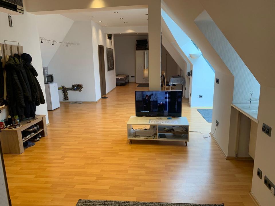 Thumbnail-Charmante 1-Zimmer-Dachgeschosswohnung in Siegen - Weidenau