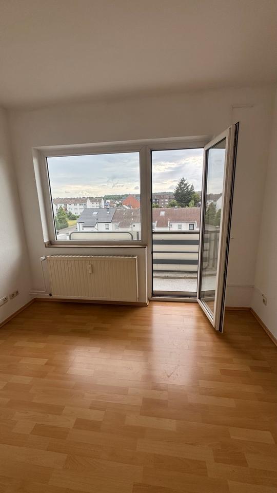 Thumbnail-2 Zimmer KDB mit Balkon in Viersen Rahser