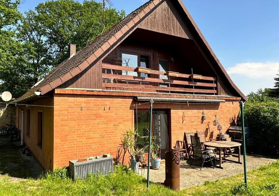 Thumbnail-Idyllisches Einfamilienhaus mit großem Garten