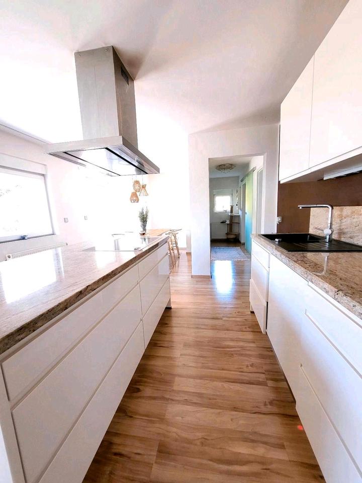 Thumbnail-Streichen und einziehen! Großes Haus in Dortmund- Rahm von privat