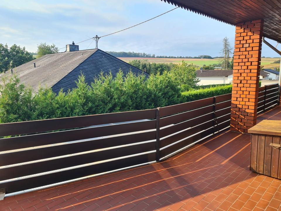 Thumbnail-5 Zimmer Wohnung 190m² im ruhigen Ortsteil Eidenborn zu vermieten