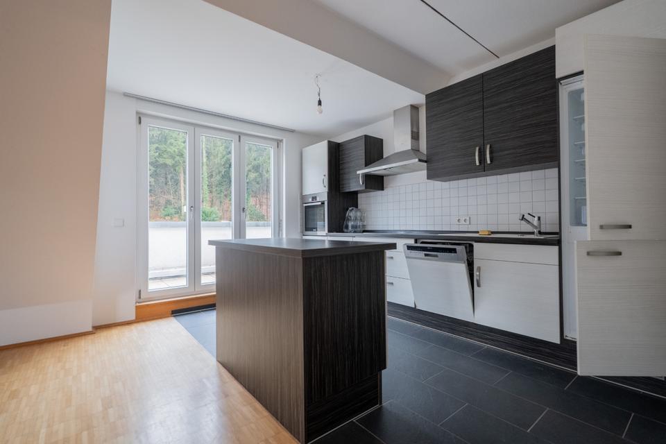 Thumbnail-Bezugsfreie 3,5 ZKB mit 2 Dachbalkonen und Carport provisionsfrei